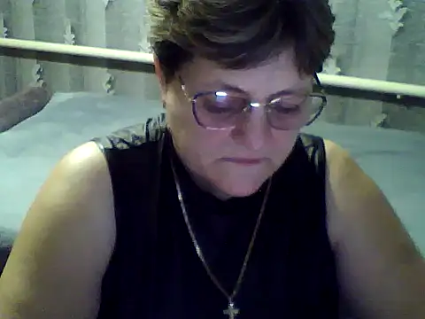 Snapshot of ElzaJewel chatting on November 20, 2025, 7:13 pm ElzaJewel online show from November 20, 2025, 7:13 pm