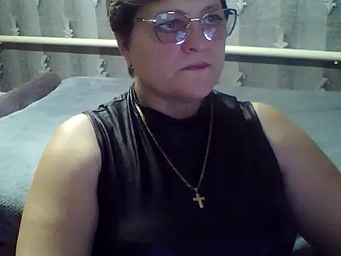 Snapshot of ElzaJewel chatting on December 4, 2025, 4:27 pm ElzaJewel online show from December 4, 2025, 4:27 pm