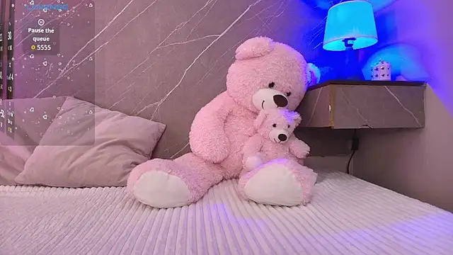 ariana jhonson1 online show from February 9, 2026, 12:20 pm