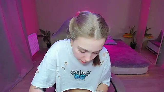 YourMegan online show from February 27, 2025, 10:42 pm