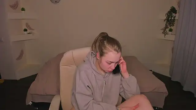 YourMegan online show from February 9, 2026, 7:51 pm