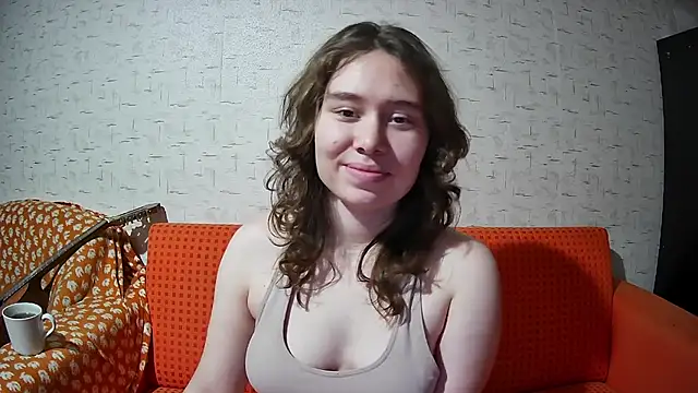 girliemilk online show from November 30, 2025, 7:51 pm