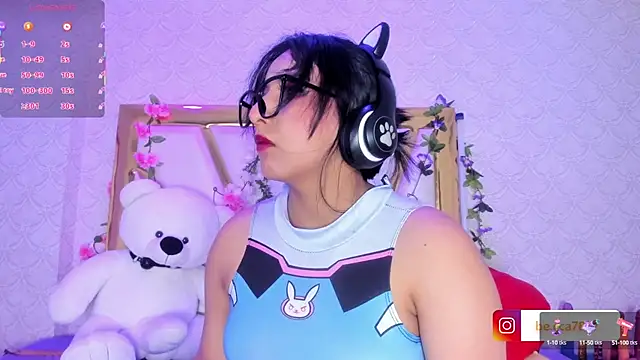 Snapshot of BeccaMathew chatting on September 23, 2025, 1:41 am BeccaMathew online show from September 23, 2025, 1:41 am