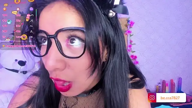 Snapshot of BeccaMathew chatting on October 23, 2025, 1:16 am BeccaMathew online show from October 23, 2025, 1:16 am