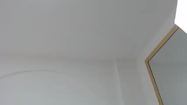 Snapshot of Your_Lady_Milf chatting on February 13, 2025, 12:54 pm Your Lady Milf online show from February 13, 2025, 12:54 pm