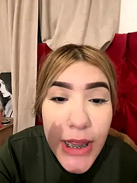 Snapshot of akirahattori chatting on November 11, 2025, 6:13 am akirahattori online show from November 11, 2025, 6:13 am