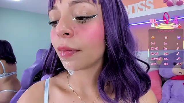 miss  lizeth online show from March 4, 2025, 9:11 pm