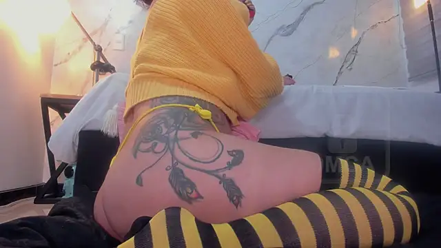 ailin curl online show from December 30, 2024, 9:50 pm