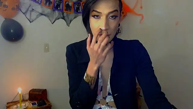 Snapshot of NovaNyx11 chatting on October 11, 2025, 9:02 pm NovaNyx11 online show from October 11, 2025, 9:02 pm