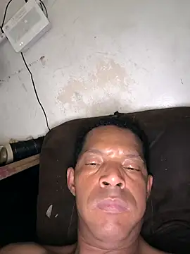 Renato571 online show from September 16, 2025, 7:48 pm