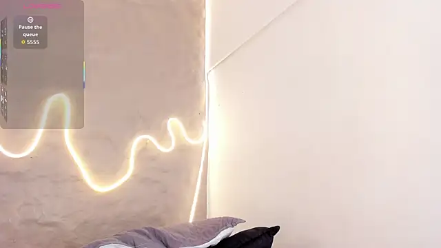 Snapshot of Demy_Ruiz chatting on October 1, 2025, 3:34 am Demy Ruiz online show from October 1, 2025, 3:34 am