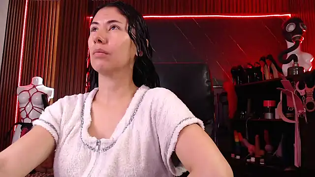 XiaQueen online show from September 25, 2025, 11:36 am