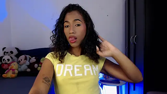 Snapshot of Alissemasiel chatting on November 29, 2025, 8:56 pm Alissemasiel online show from November 29, 2025, 8:56 pm