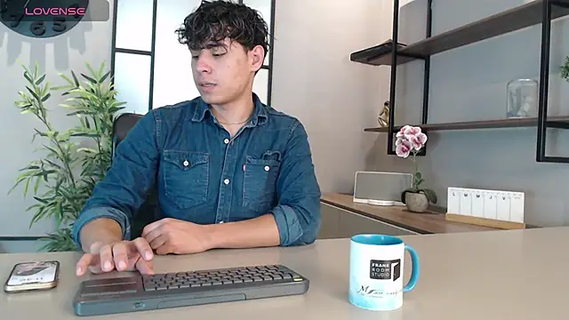 Gabriell ramirez online show from March 1, 2025, 4:47 am