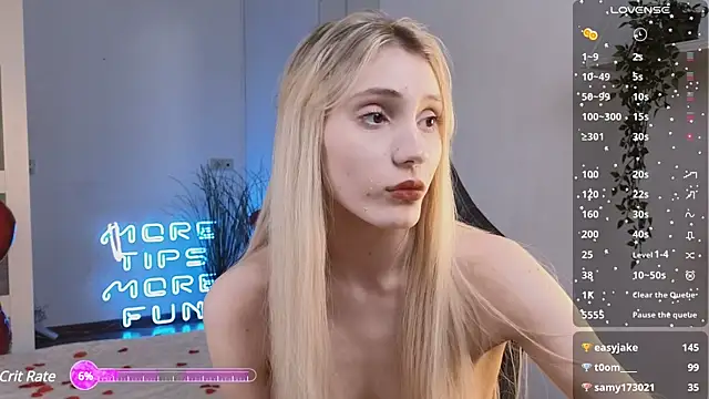 Snapshot of elliefrost chatting on February 13, 2025, 9:27 pm elliefrost online show from February 13, 2025, 9:27 pm