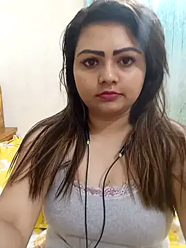 blue-berry07 online show from May 10, 2026, 8:14 pm