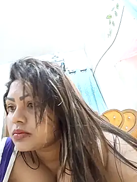 blue-berry07 online show from May 26, 2026, 7:37 am