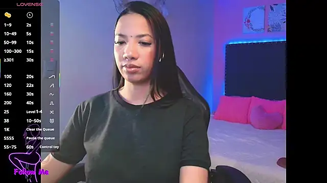 Snapshot of SallyWhitee chatting on September 29, 2025, 4:28 am SallyWhitee online show from September 29, 2025, 4:28 am