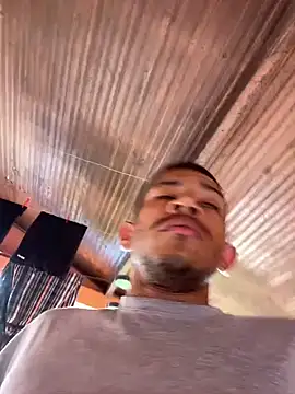 Mineirinho043 online show from March 11, 2025, 2:29 pm