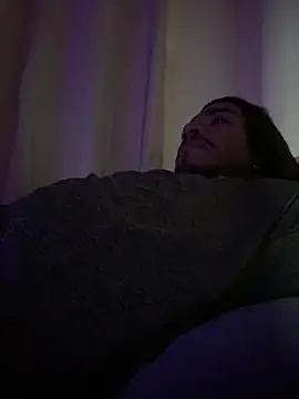 Mineirinho043 online show from March 18, 2026, 11:41 pm