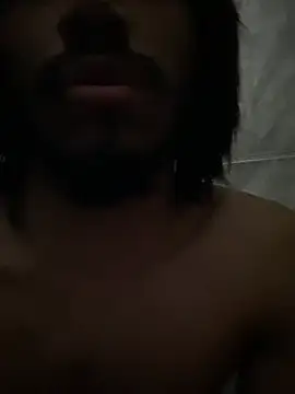 Mineirinho043 online show from May 21, 2026, 12:45 pm