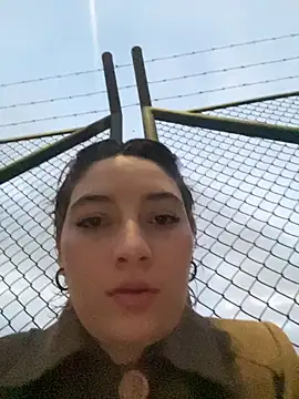 Snapshot of Maggie_Geller chatting on October 27, 2025, 10:58 pm Maggie Geller online show from October 27, 2025, 10:58 pm