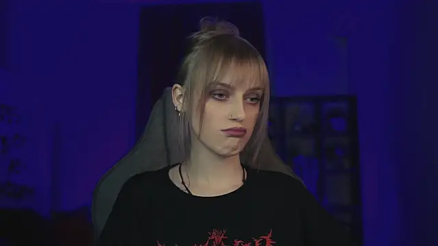 KiraMontoya online show from February 3, 2026, 2:53 am