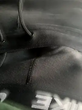 polpolo21 online show from November 11, 2025, 2:50 pm