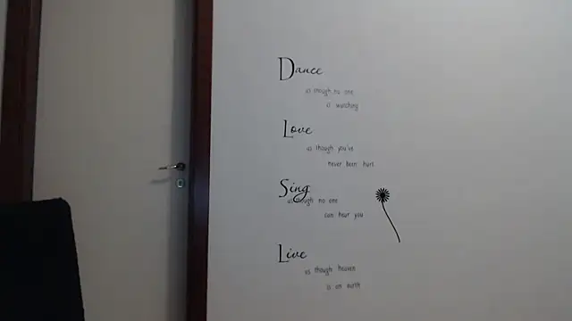 Eva Eldis online show from September 13, 2025, 1:33 pm