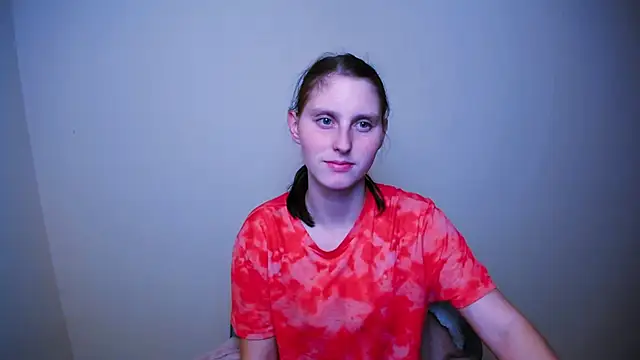 AdrianaRich  online show from March 3, 2025, 7:21 am