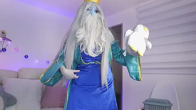 Snapshot of Neekito_ chatting on October 31, 2025, 8:43 pm Neekito online show from October 31, 2025, 8:43 pm