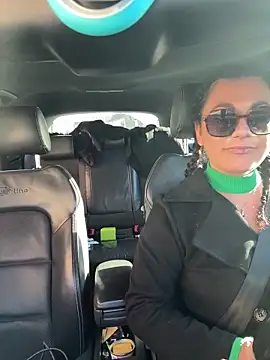 Snapshot of Loveblackzilla chatting on November 30, 2025, 10:52 am Loveblackzilla online show from November 30, 2025, 10:52 am