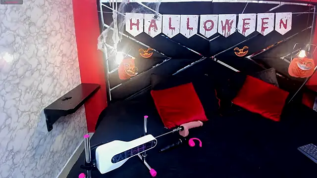 Snapshot of IVISBOUNCYASS chatting on October 12, 2025, 1:10 pm IVISBOUNCYASS online show from October 12, 2025, 1:10 pm