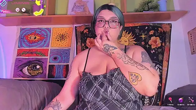 Banana squirt online show from September 21, 2025, 10:28 am