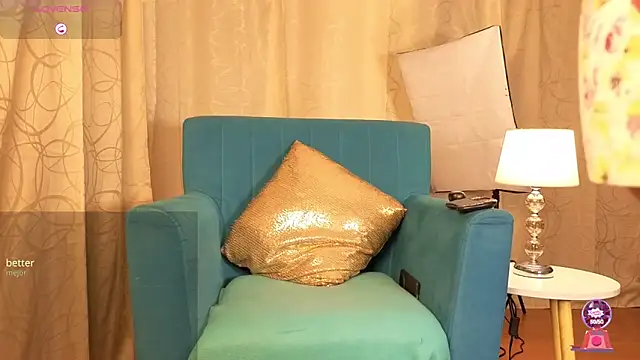 sophia dumont online show from October 8, 2025, 1:14 am