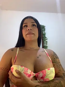 Snapshot of tinalove7 chatting on October 2, 2025, 10:17 pm tinalove7 online show from October 2, 2025, 10:17 pm