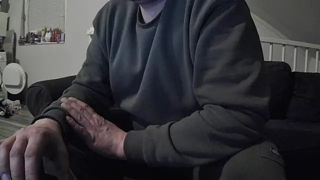 Snapshot of YourLoveBoyKevin chatting on February 11, 2025, 9:56 pm YourLoveBoyKevin online show from February 11, 2025, 9:56 pm