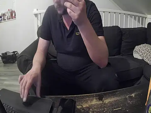 YourLoveBoyKevin online show from March 10, 2026, 10:26 pm