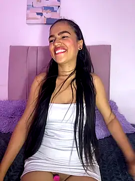 Snapshot of trex_x chatting on September 20, 2025, 6:20 pm trex x online show from September 20, 2025, 6:20 pm