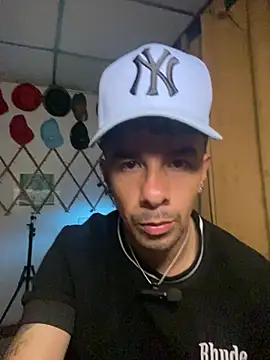 venusfranco 94 online show from July 19, 2026, 3:10 am