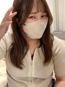 Snapshot of mitarashi_awww chatting on September 12, 2025, 9:37 pm mitarashi awww online show from September 12, 2025, 9:37 pm