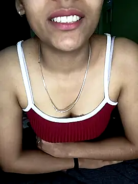 Snapshot of sufiya-ji chatting on February 15, 2025, 3:28 pm sufiya-ji online show from February 15, 2025, 3:28 pm