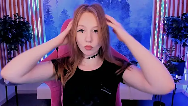 DariaTate online show from April 3, 2026, 10:02 am