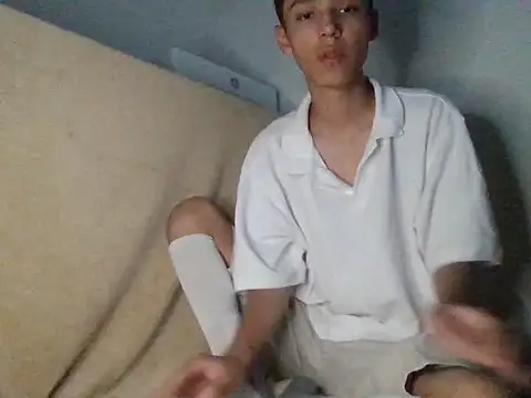 Snapshot of ChavoOT chatting on February 15, 2025, 11:58 pm ChavoOT online show from February 15, 2025, 11:58 pm