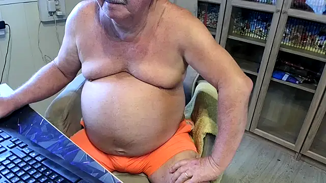 Snapshot of barenfan chatting on November 10, 2025, 4:28 pm barenfan online show from November 10, 2025, 4:28 pm