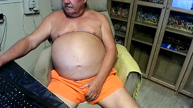 Snapshot of barenfan chatting on November 11, 2025, 7:14 pm barenfan online show from November 11, 2025, 7:14 pm