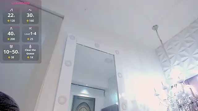 Snapshot of lolyyuno chatting on October 11, 2025, 4:44 am lolyyuno online show from October 11, 2025, 4:44 am