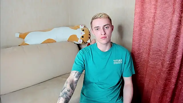 crazybottom99 online show from March 3, 2025, 6:12 pm