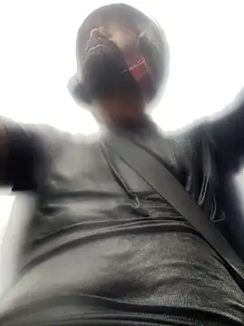 Snapshot of Rishwithr chatting on October 4, 2025, 1:36 am Rishwithr online show from October 4, 2025, 1:36 am