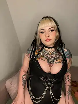 Squirtygodess online show from February 15, 2025, 8:01 pm
